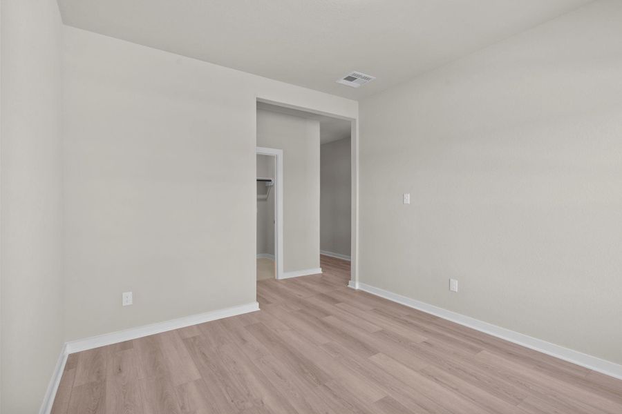 Spacious, unfurnished interior of a new home in Cypress Green, Hockley (Image 33). Spacious, unfurnished interior of a new home in Cypress Green, Hockley (Image 33).