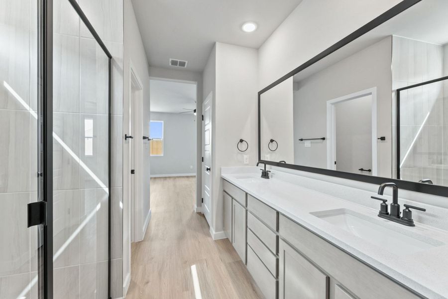 Furnished interior view inside a new home in Veranda Signature, San Antonio (Image 9).
