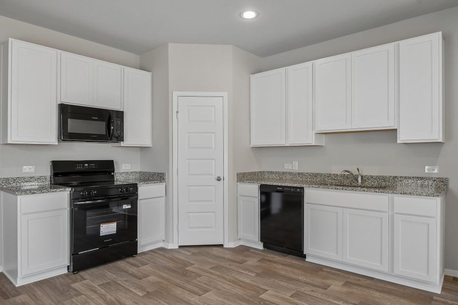 Furnished interior view inside a new home in Edgebrooke, Pflugerville (Image 7).