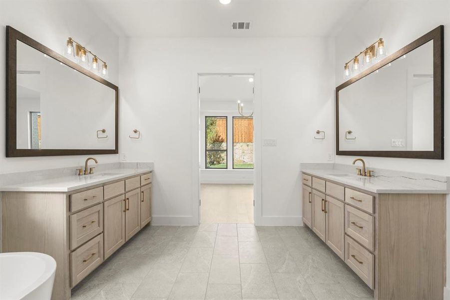 29. 551 Twilight - Bath (2) 29. 551 Twilight - Bath (2)