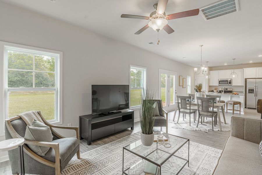Representative furnished interior of a home built from the Adger by Hurricane Builders in Amber Hill, West Columbia (Image 19).