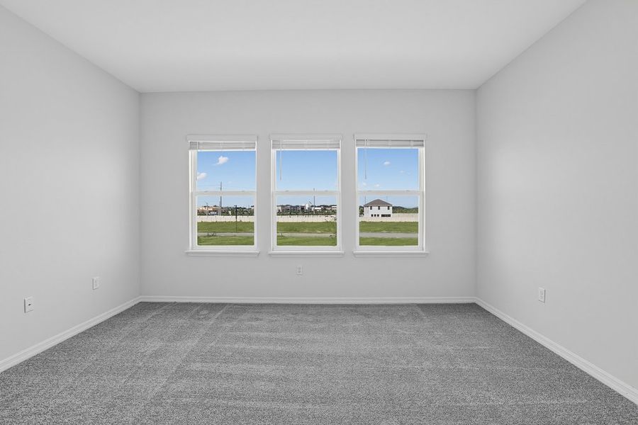 Spacious, unfurnished interior of a new home in Lochside, Mount Dora (Image 16).
