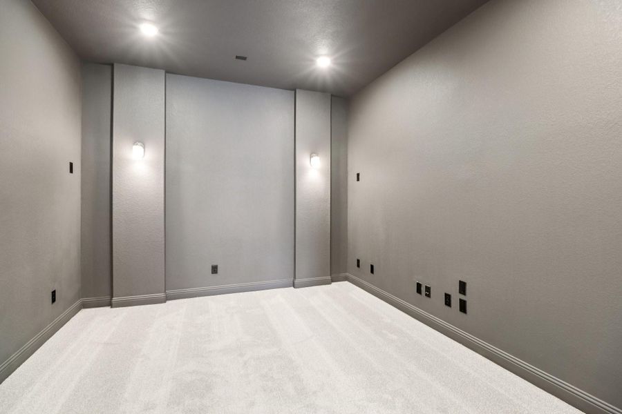 Spacious, unfurnished interior of a new home in Evergreen 60', Conroe (Image 17).