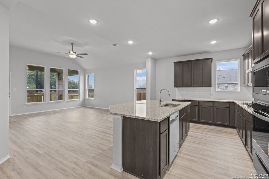 Furnished interior view inside a new home in Sunflower Ridge, New Braunfels (Image 9).