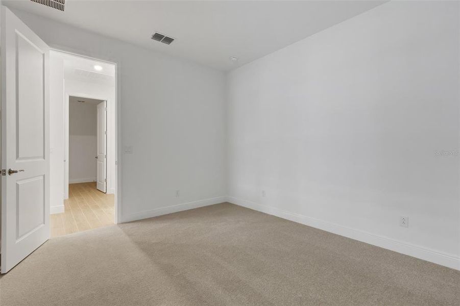 Spacious, unfurnished interior of a new home in Sweetwater at Lakewood Ranch, Lakewood Ranch (Image 21).