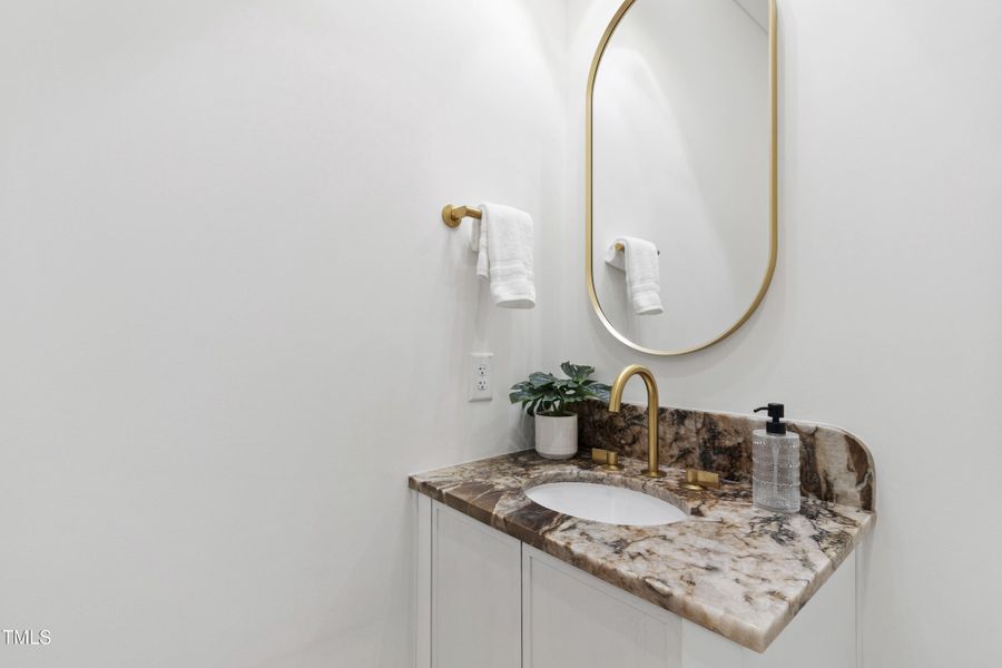 Tanbark (39) Tanbark (39)