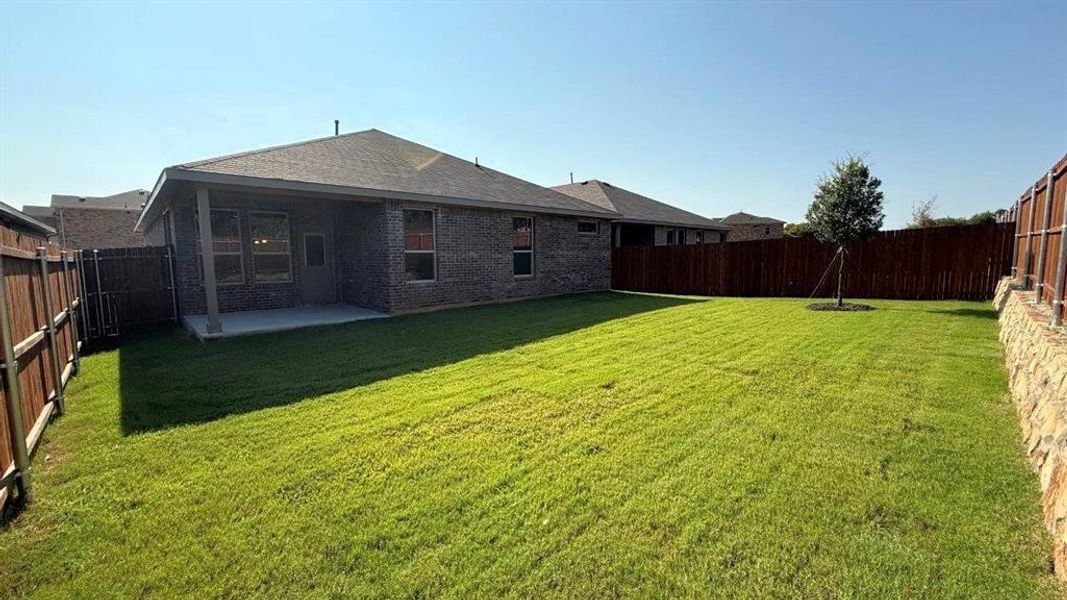 All Home and community information, including pricing, included features, terms, availability and amenities, are subject to change at any time without notice or obligation. All Drawings, pictures, photographs, video, square footages, floor plans, elevations, features, colors and sizes are approximate for illustration purposes only and will vary from the homes as built. All Home and community information, including pricing, included features, terms, availability and amenities, are subject to change at any time without notice or obligation. All Drawings, pictures, photographs, video, square footages, floor plans, elevations, features, colors and sizes are approximate for illustration purposes only and will vary from the homes as built.