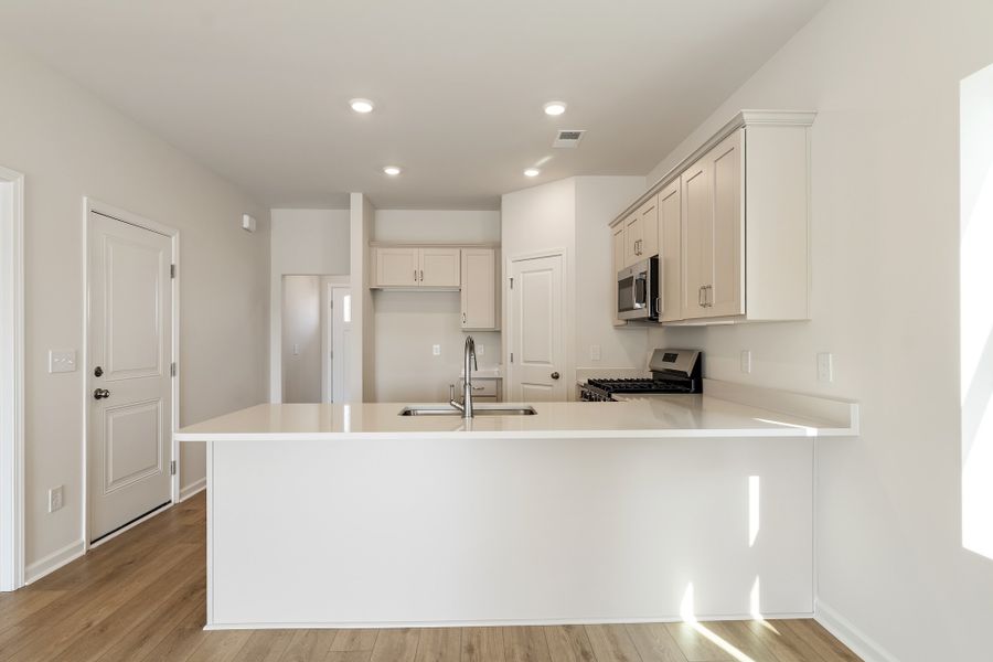 Furnished interior view inside a new home in Mayfair Village, Spartanburg (Image 17).