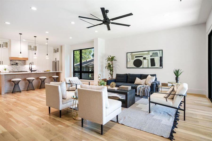 Furnished interior view inside a new home in , Dallas (Image 5). Furnished interior view inside a new home in , Dallas (Image 5).