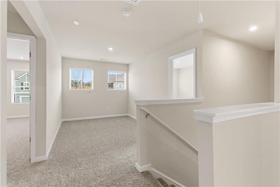 Spacious, unfurnished interior of a new home in The Reserve at Chapel Hill Phase II, Douglasville (Image 23).