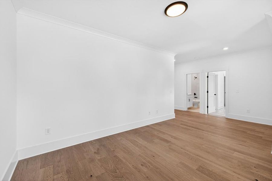 Spacious, unfurnished interior of a new home in , Marietta (Image 37).