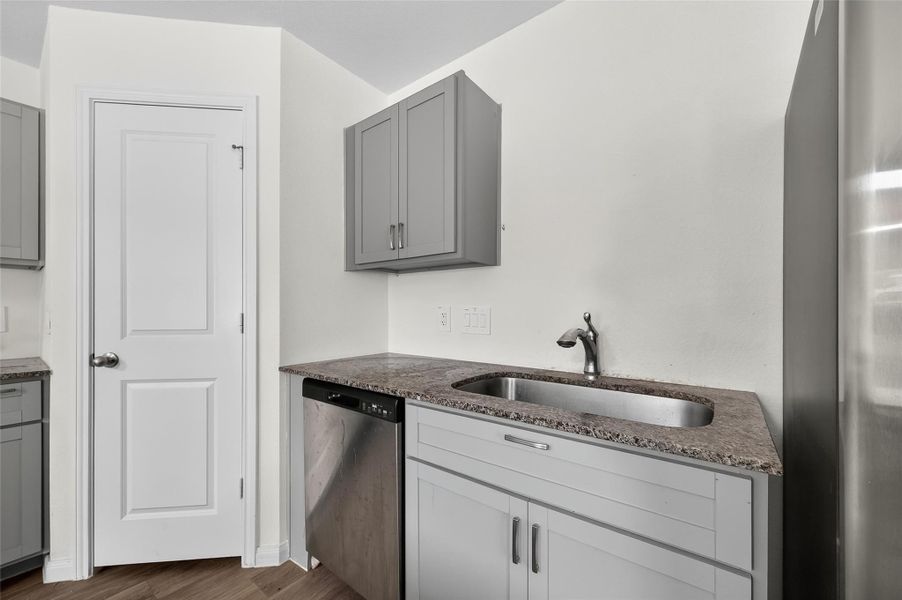 Furnished interior view inside a new home in Marie Village, Conroe (Image 4). Furnished interior view inside a new home in Marie Village, Conroe (Image 4).