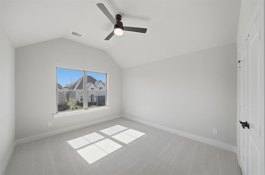 Spacious, unfurnished interior of a new home in Brookhollow West, Prosper (Image 34). Spacious, unfurnished interior of a new home in Brookhollow West, Prosper (Image 34).