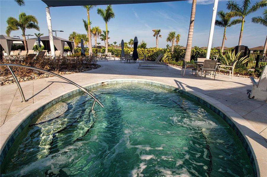 Community amenities in Del Webb BayView, Parrish (Image 54).