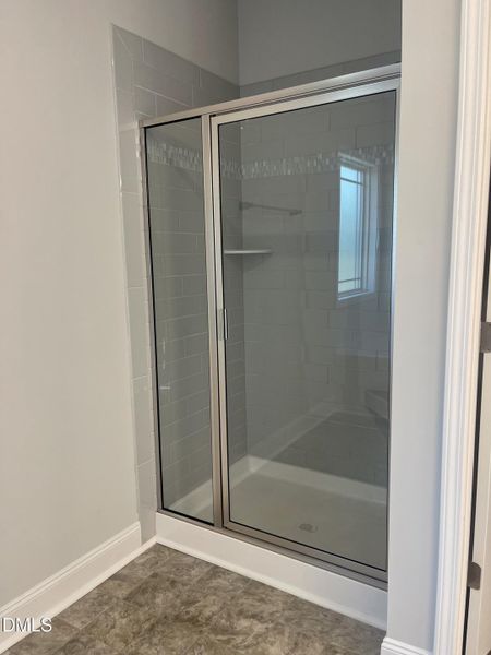 Tiled walk-in Shower