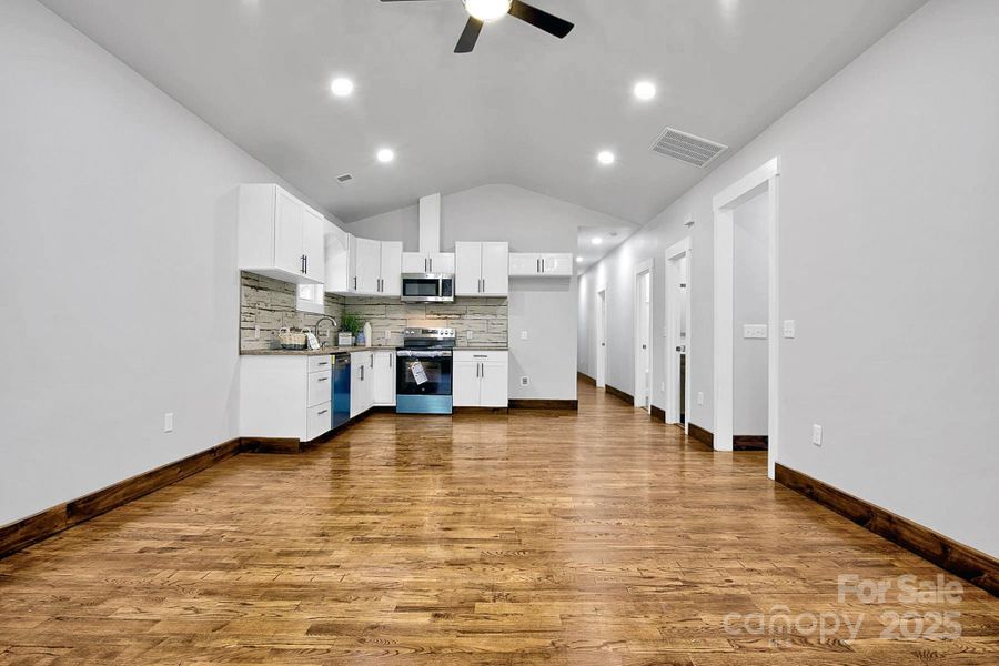 Spacious, unfurnished interior of a new home in , Salisbury (Image 30).