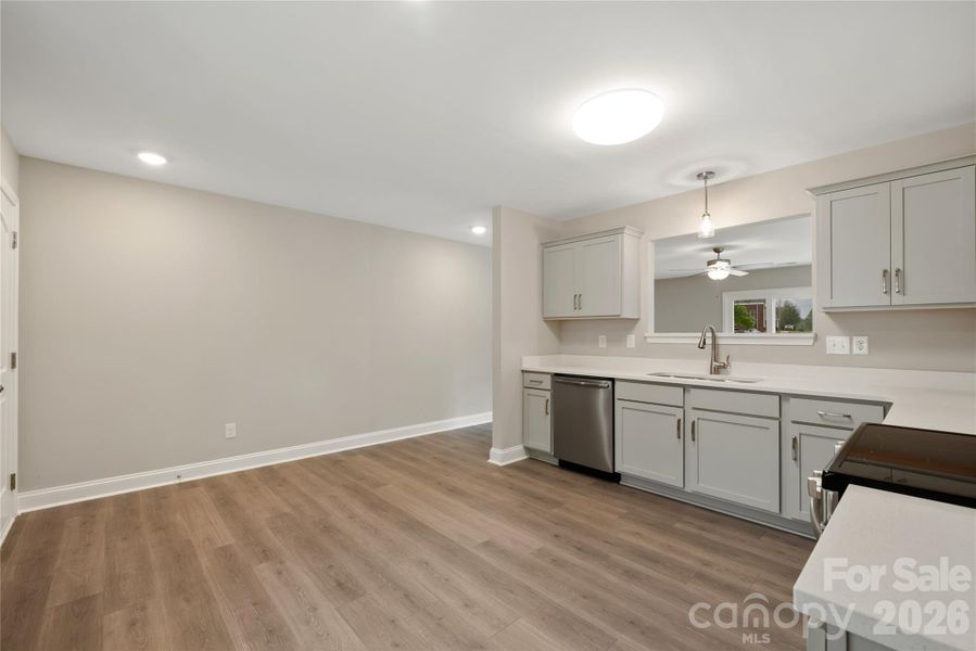 Image 33 of a home in . Image 33 of a home in .