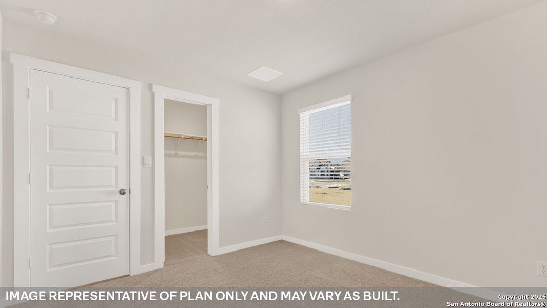 Spacious, unfurnished interior of a new home in Sonoma Oaks, Fredericksburg (Image 28). Spacious, unfurnished interior of a new home in Sonoma Oaks, Fredericksburg (Image 28).