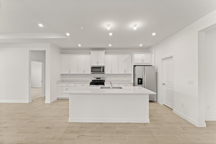 US_SEF_EDEN GRAND_LOT 246_KITCHEN