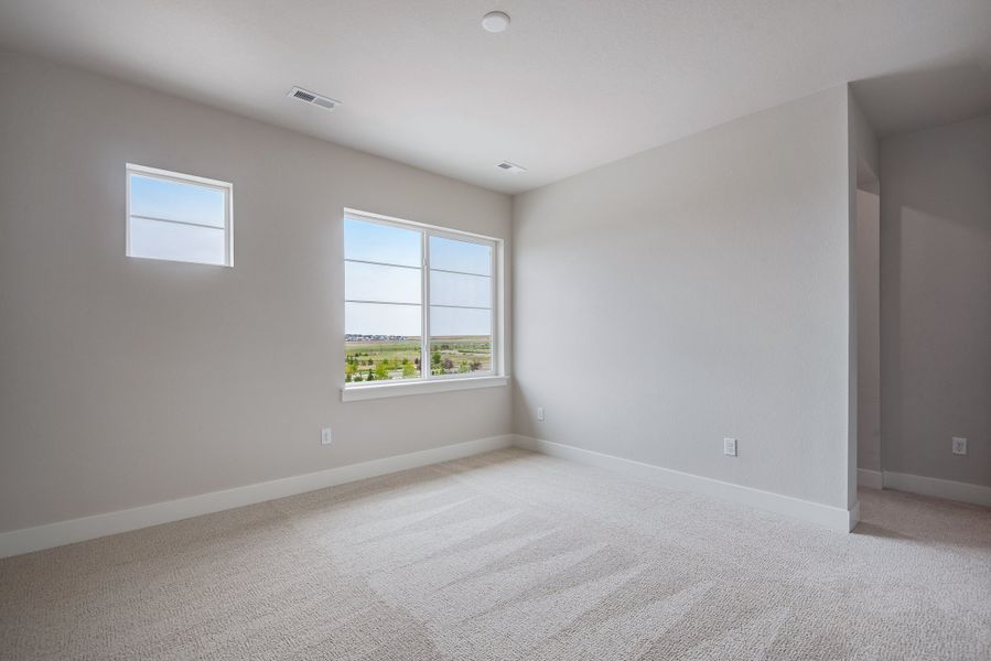 Spacious, unfurnished interior of a new home in The Aurora Highlands, Aurora (Image 36). Spacious, unfurnished interior of a new home in The Aurora Highlands, Aurora (Image 36).