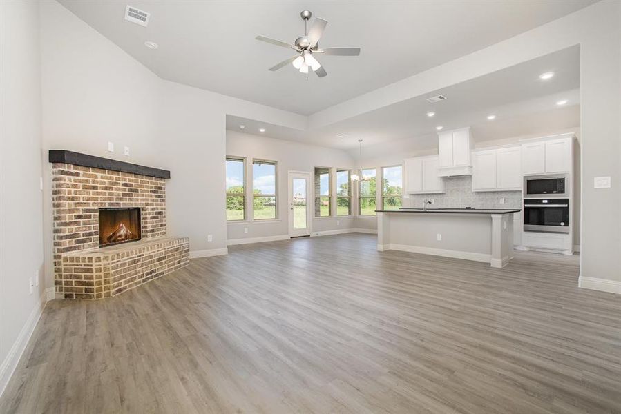 Image 28 of a home in .