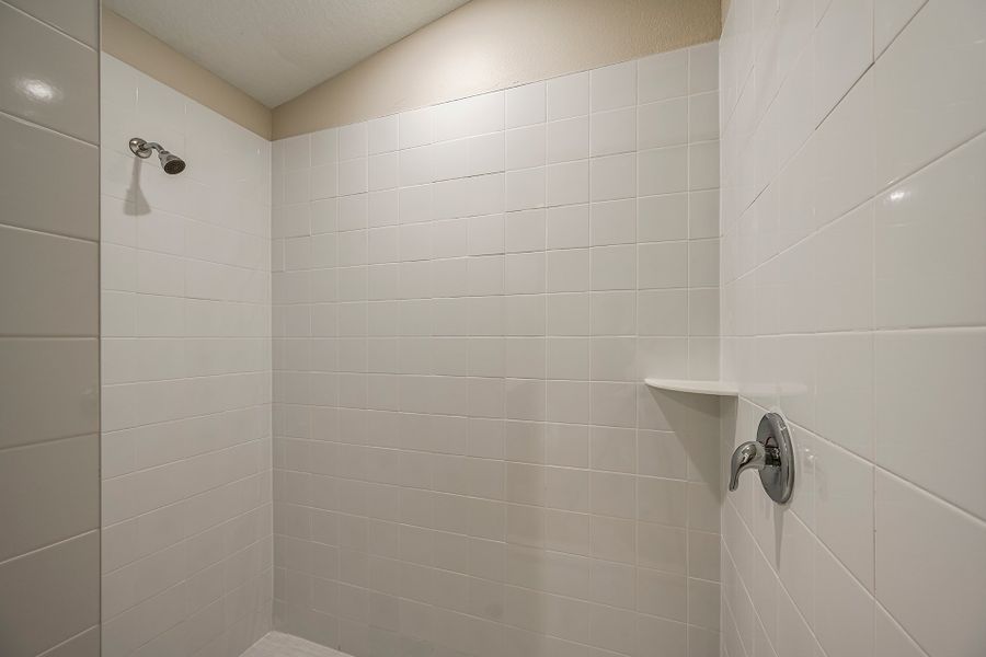 Furnished interior view inside a new home in Scenic Terrace, Haines City (Image 15).