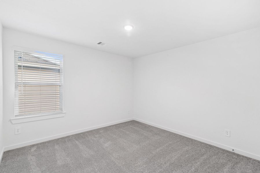 Spacious, unfurnished interior of a new home in Moran Ranch, Willis (Image 19).