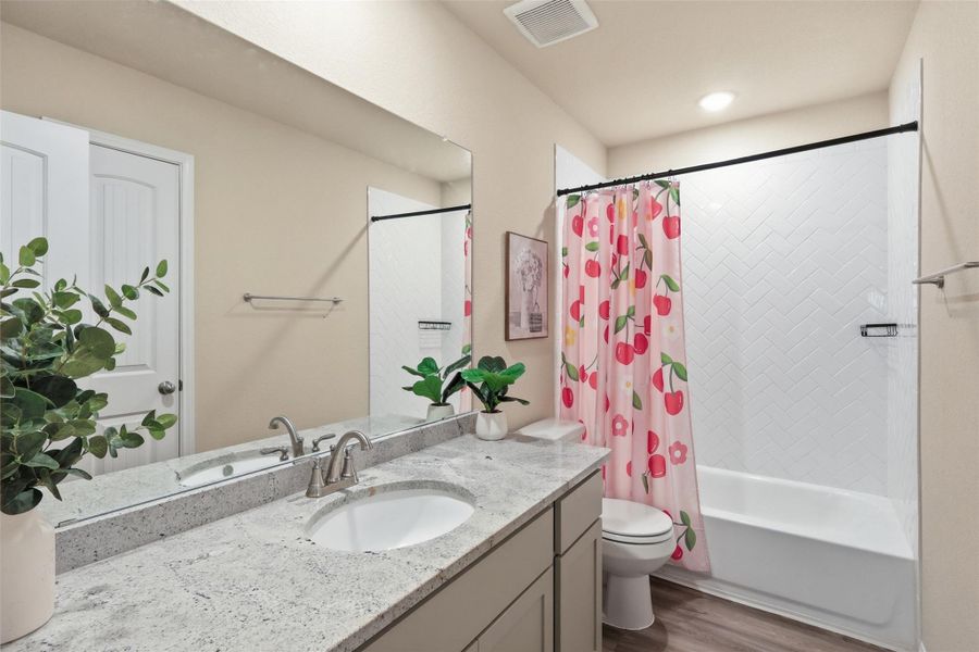 Furnished interior view inside a new home in Deer Trail Estates, Conroe (Image 32).
