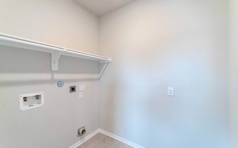 Spacious, unfurnished interior of a new home in Cypress Green, Hockley (Image 34).