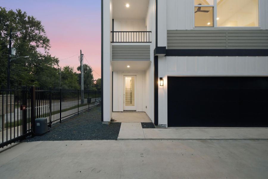 Exterior details and patio area of a home in , Houston (Image 4).