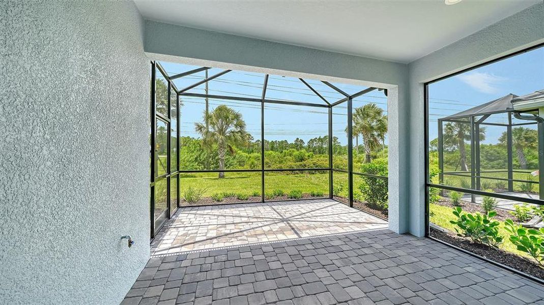 Exterior details and patio area of a home in Windward, Lakewood Ranch (Image 4).