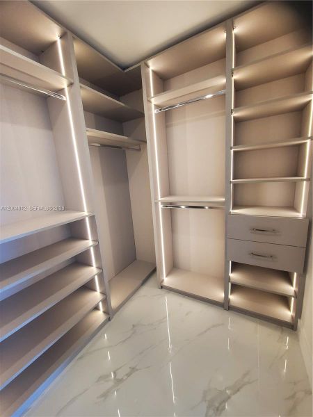 Illuminated walking closets
