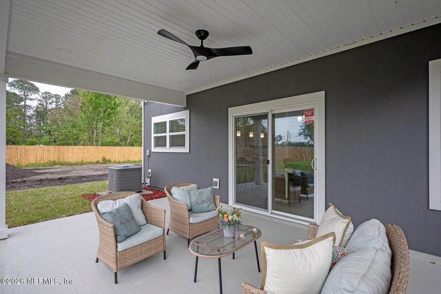 Exterior details and patio area of a home in , Jacksonville (Image 3).