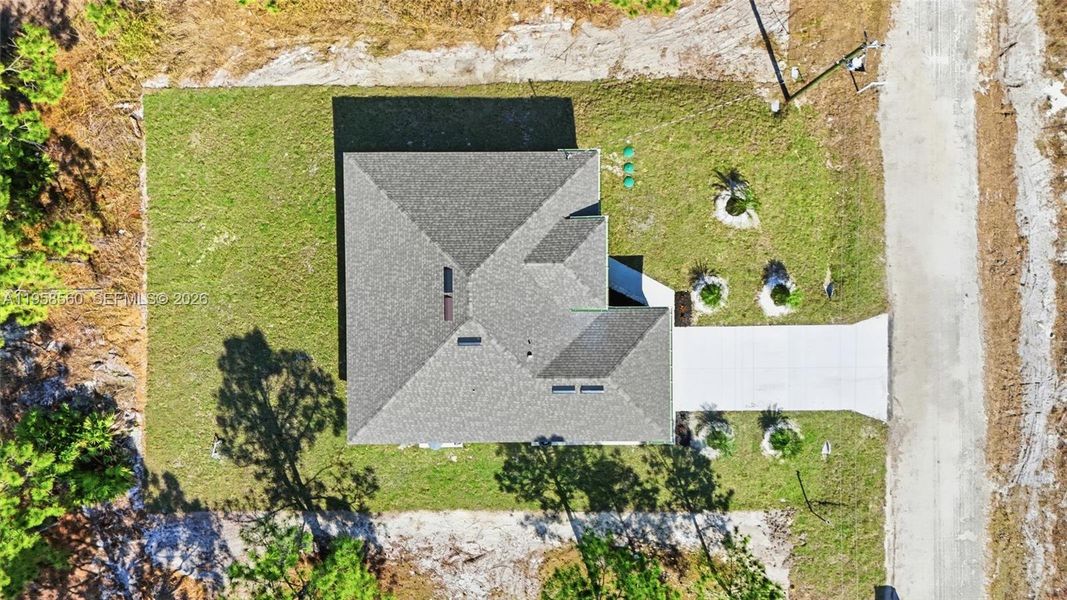 Image 38 of a home in .