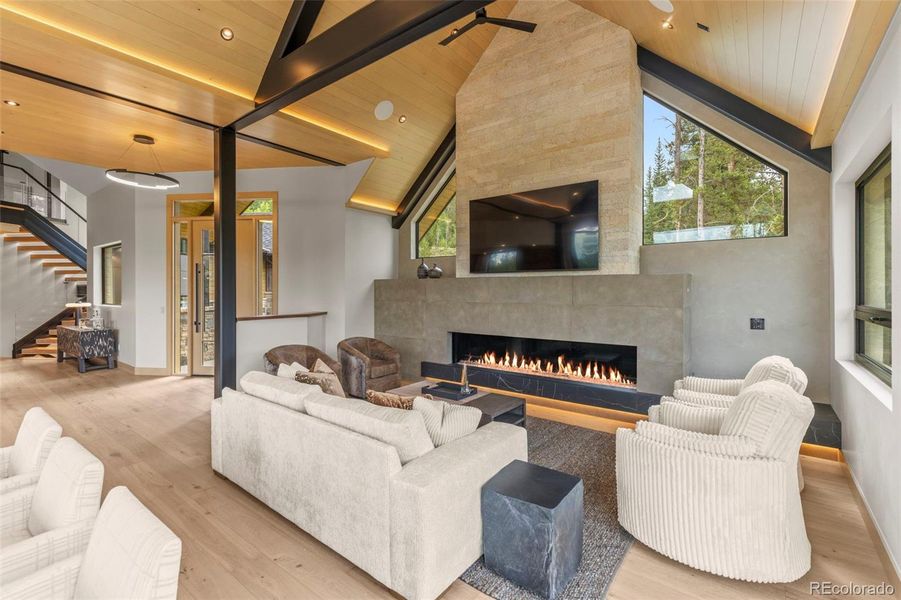 Furnished interior view inside a new home in , Breckenridge (Image 19).