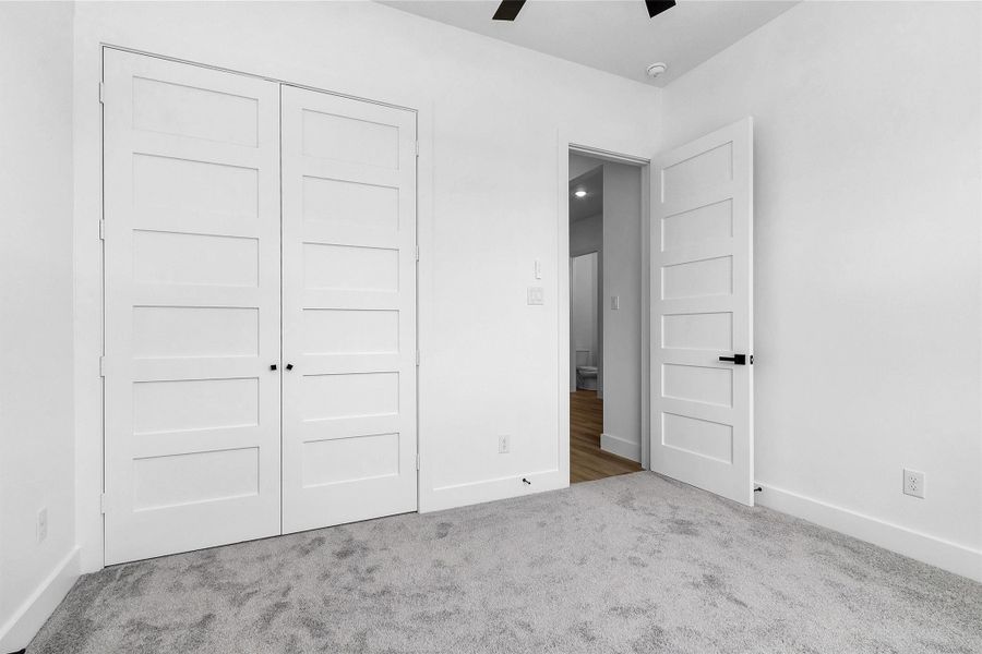 Spacious, unfurnished interior of a new home in , Houston (Image 25).