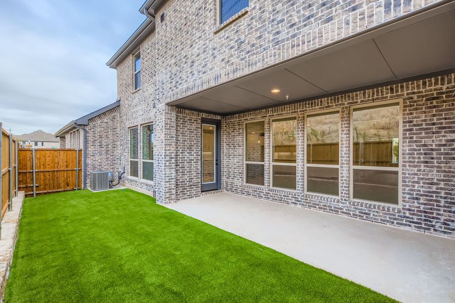 3529 Kings - Rear Exterior 3529 Kings - Rear Exterior