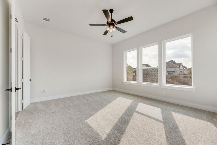 Spacious, unfurnished interior of a new home in Lake Forest, McKinney (Image 21). Spacious, unfurnished interior of a new home in Lake Forest, McKinney (Image 21).