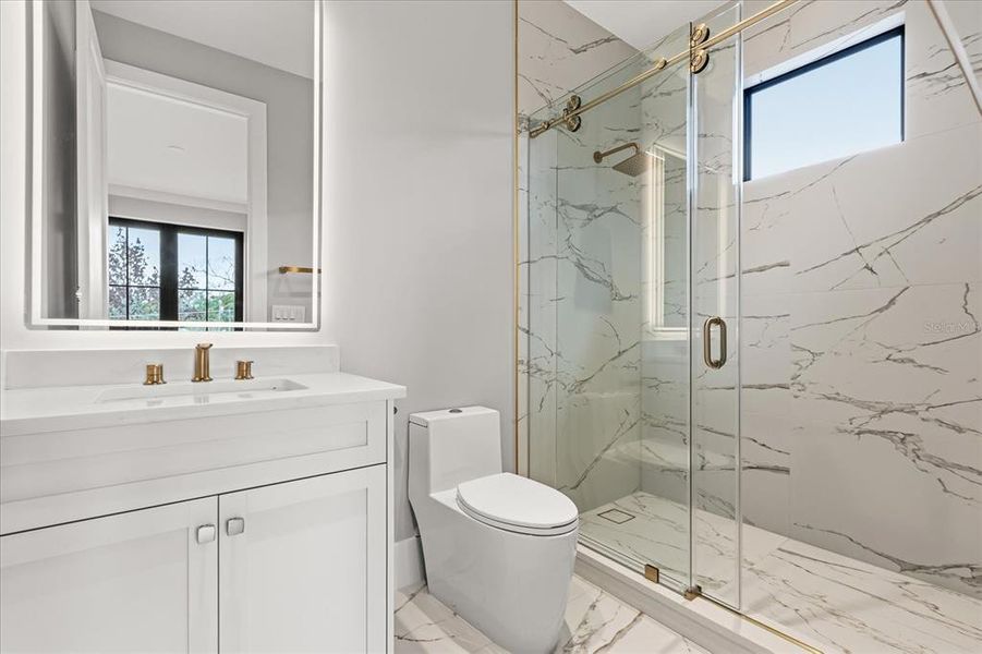 Furnished interior view inside a new home in , Orlando (Image 32).