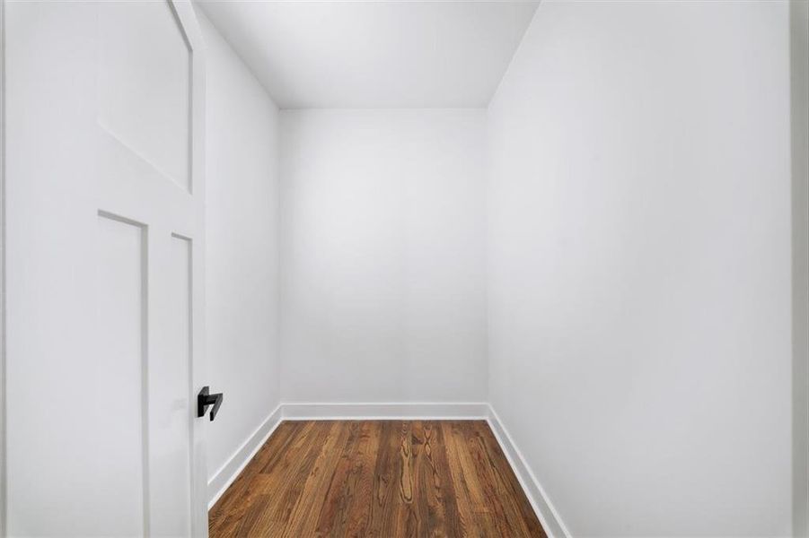 Spacious, unfurnished interior of a new home in Silvercrest Lakes, Acworth (Image 44).