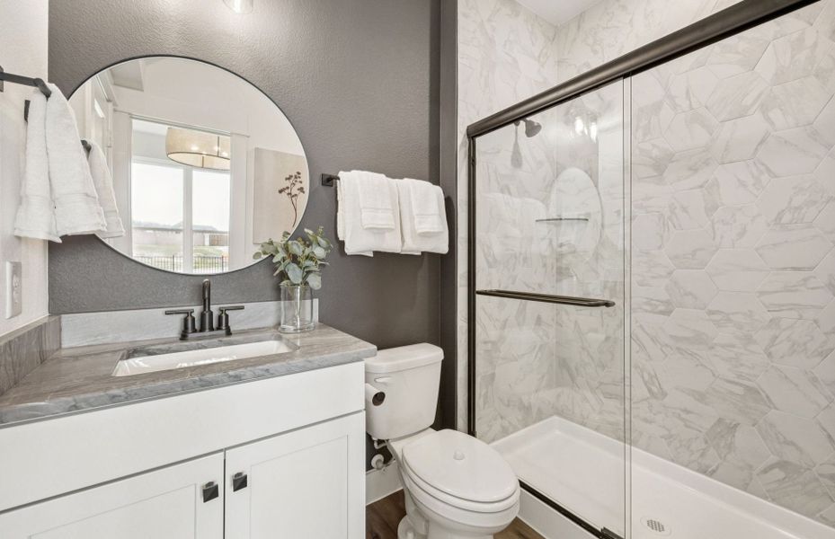 Representative furnished interior of a home built from the Rainier by Pulte Homes in Ribbonwood, Aubrey (Image 34).