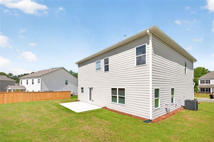 Exterior details and patio area of a home in Jones Ridge, Dallas (Image 4). Exterior details and patio area of a home in Jones Ridge, Dallas (Image 4).