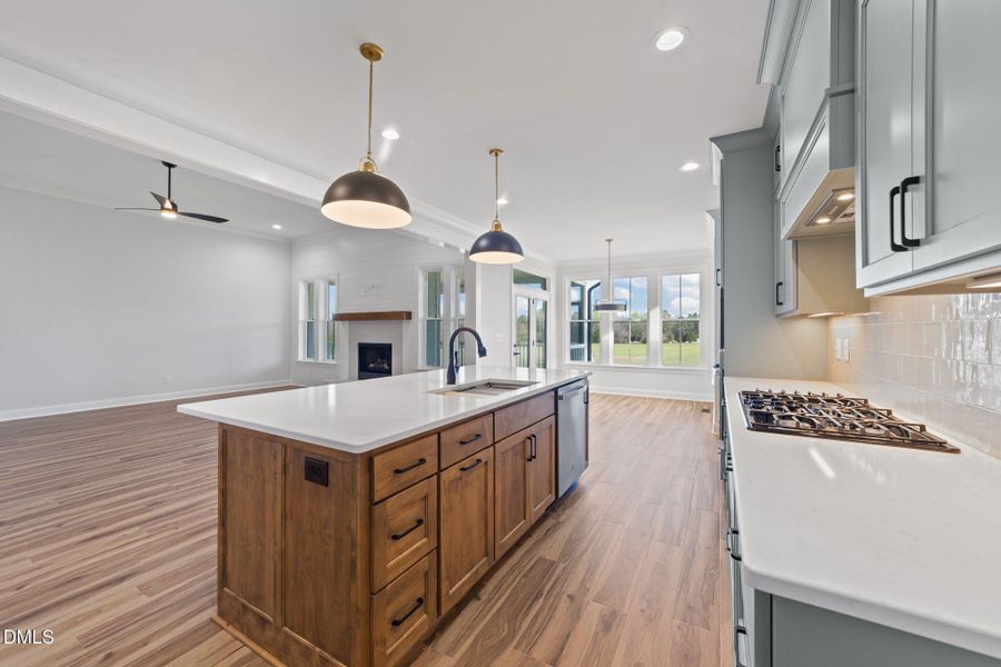 29-web-or-mls-VB4A3670