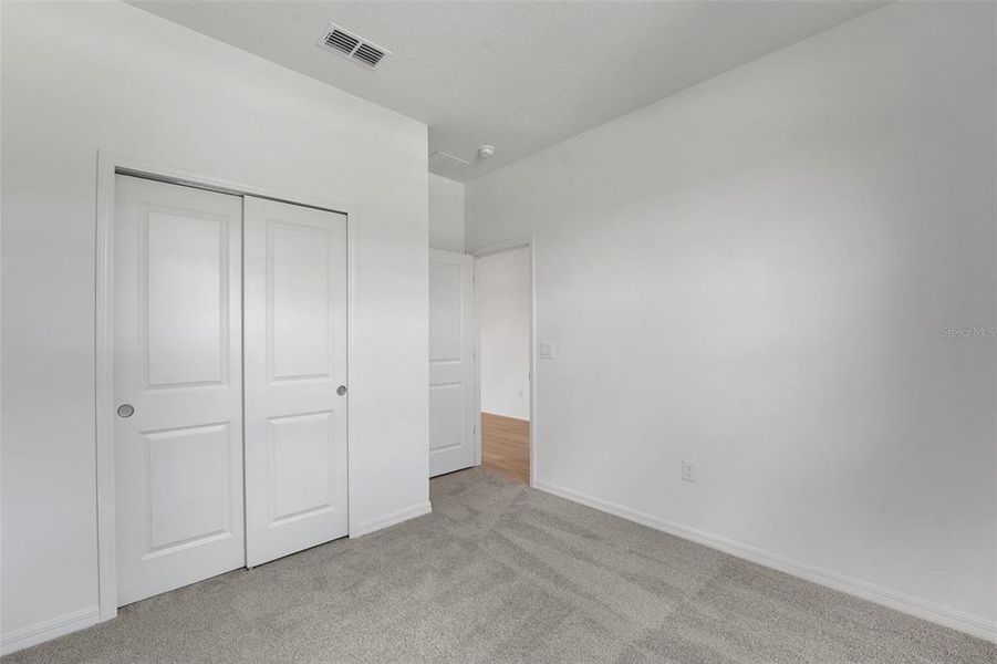 Spacious, unfurnished interior of a new home in Tuscan Hills, Dade City (Image 18).