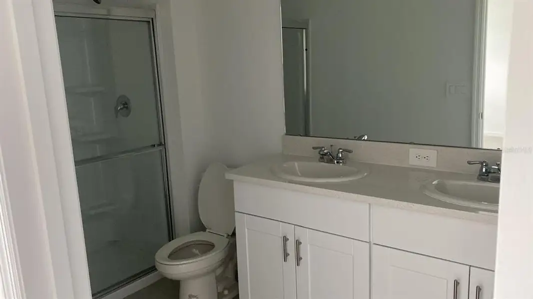 Image 8 of a home in .