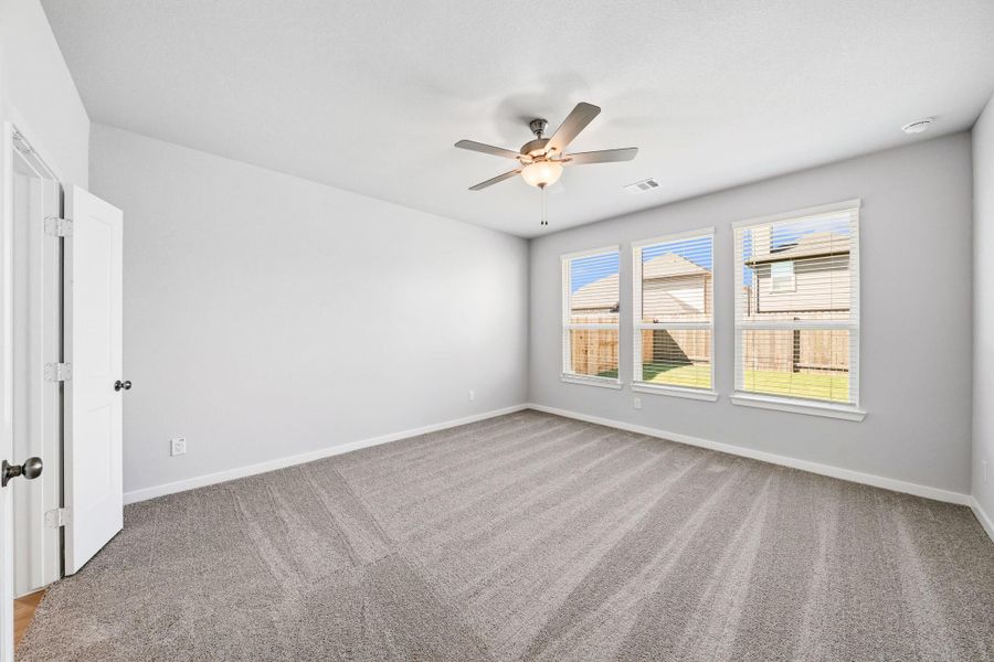 Spacious, unfurnished interior of a new home in Audubon, Magnolia (Image 16). Spacious, unfurnished interior of a new home in Audubon, Magnolia (Image 16).