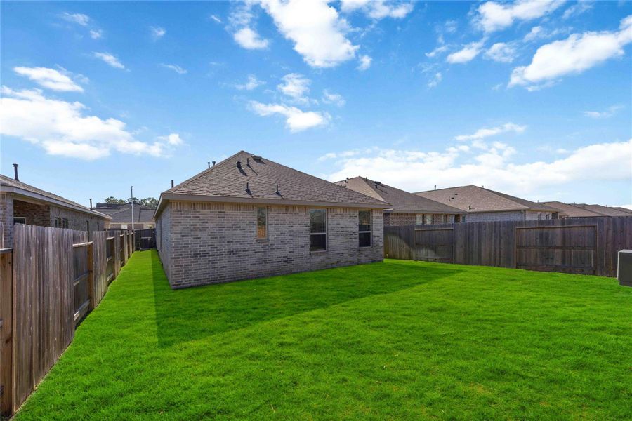 Exterior details and patio area of a home in Balmoral: Avante Collection, Houston (Image 22). Exterior details and patio area of a home in Balmoral: Avante Collection, Houston (Image 22).