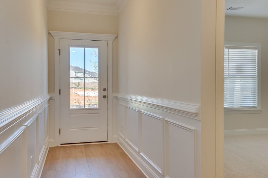 Spacious, unfurnished interior of a new home in The Sanctuary, Aiken (Image 16).