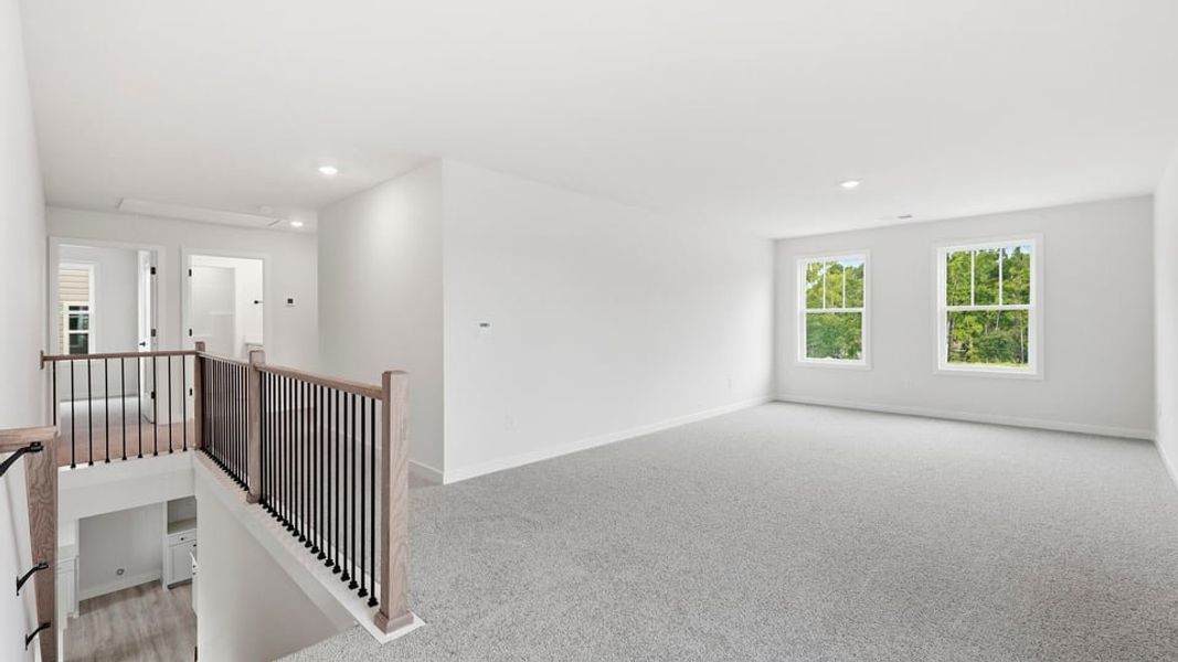Spacious, unfurnished interior of a new home in Seven Oaks, Greenwood (Image 29).