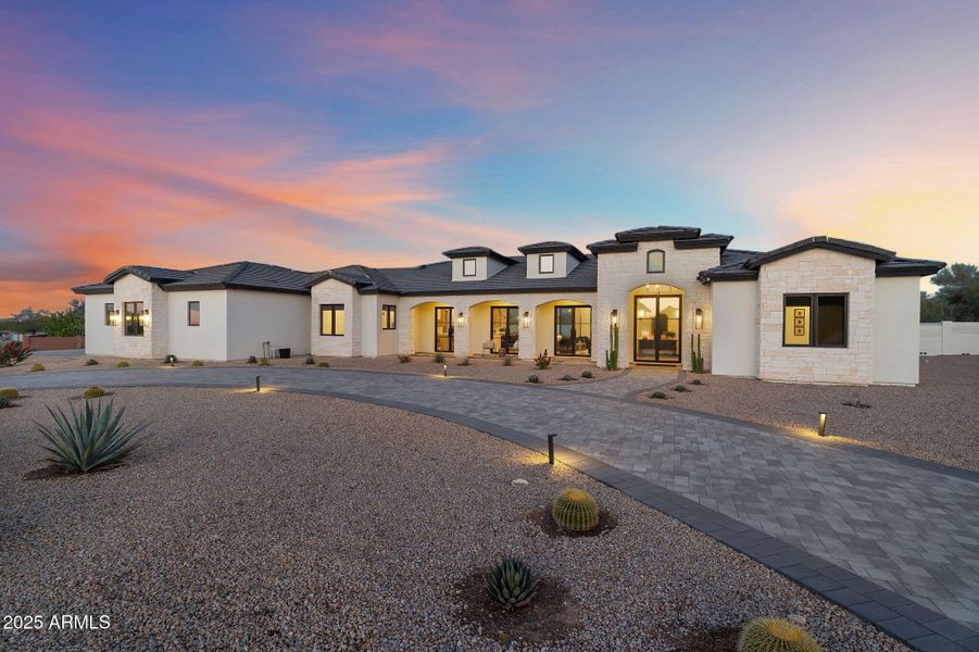 2-web-or-mls-DSC00396 2-web-or-mls-DSC00396